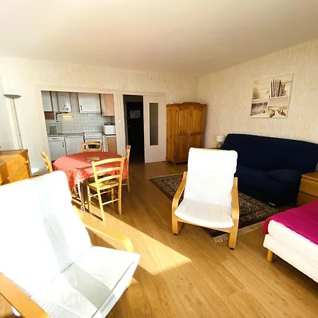 Apartment Face Avec Balcon - 50m Plage, Proximite Commerces Et Marche - Fr-1-92-607 *
